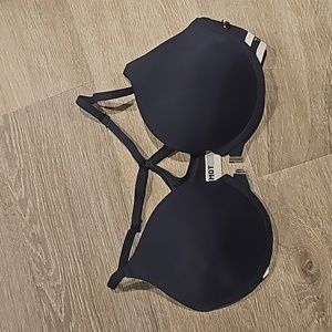 Tommy hilfiger bra